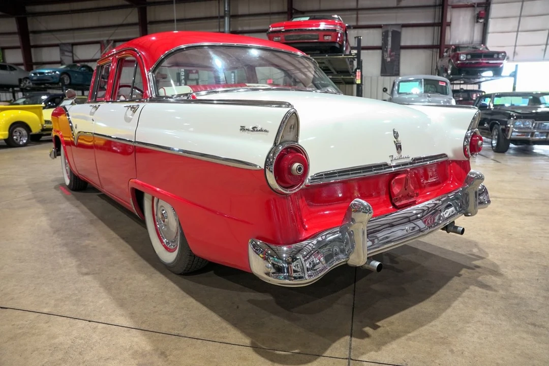 1955 Ford Fairlane 1st Gen - Image 6 of 31