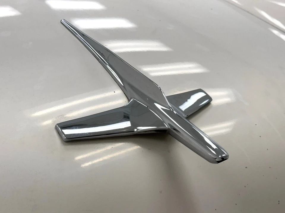 1955 Ford Fairlane 1st Gen - Image 11 of 31