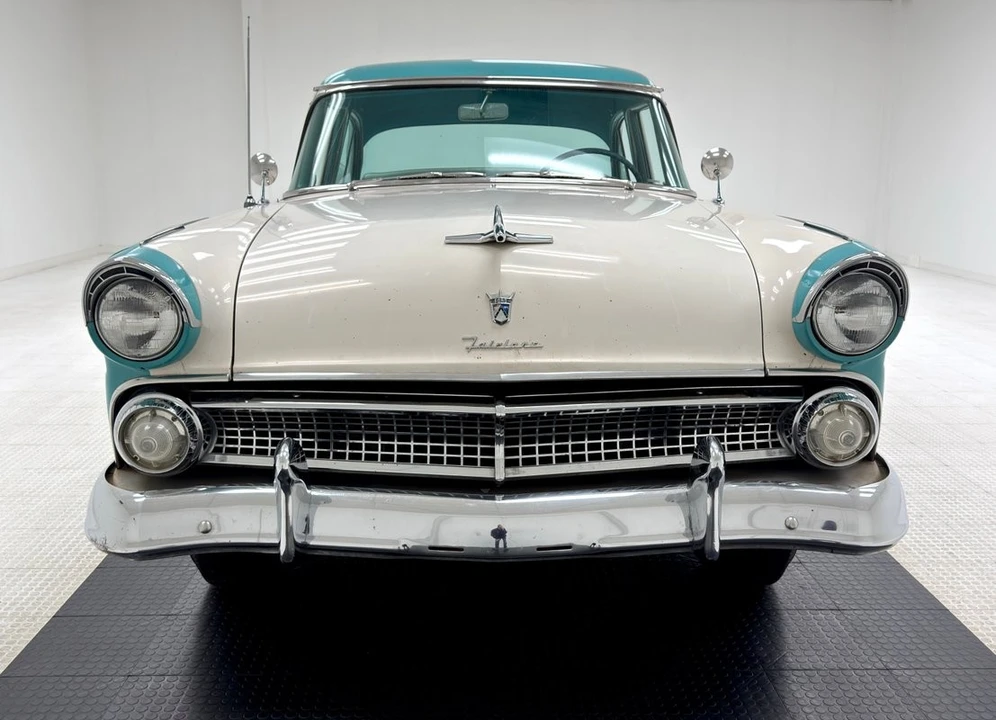 1955 Ford Fairlane 1st Gen - Image 8 of 31