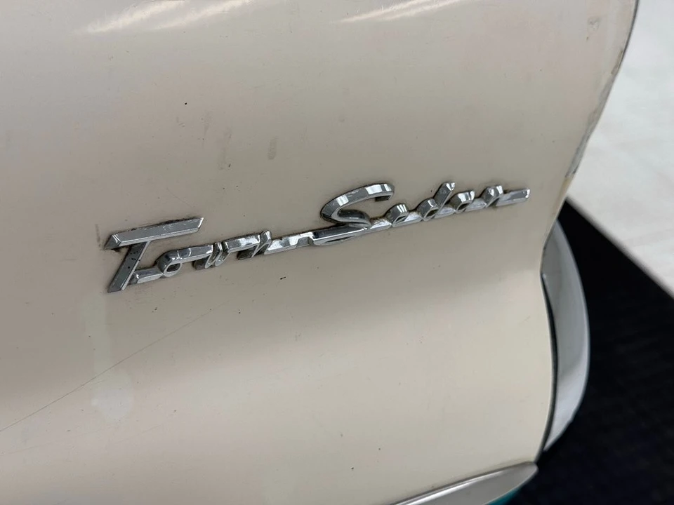 1955 Ford Fairlane 1st Gen - Image 21 of 31