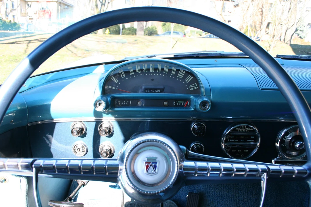 1955 Ford Fairlane 1st Gen - Image 30 of 31