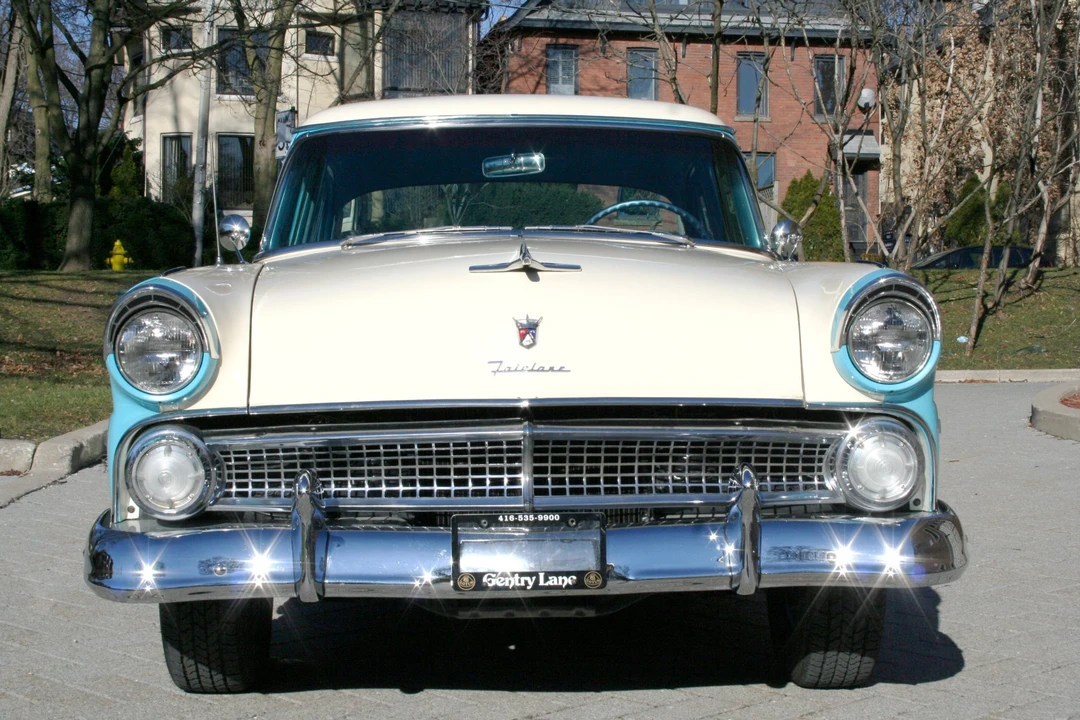 1955 Ford Fairlane 1st Gen - Image 3 of 31