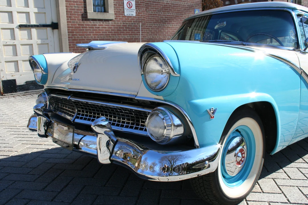 1955 Ford Fairlane 1st Gen - Image 15 of 31
