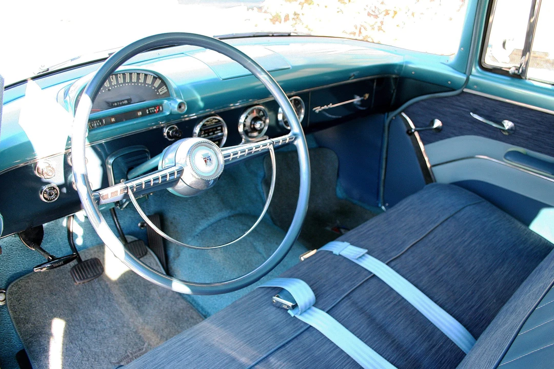 1955 Ford Fairlane 1st Gen - Image 27 of 31