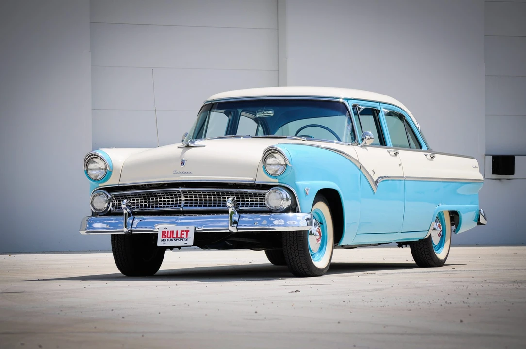 1955 Ford Fairlane 1st Gen - Image 3 of 31