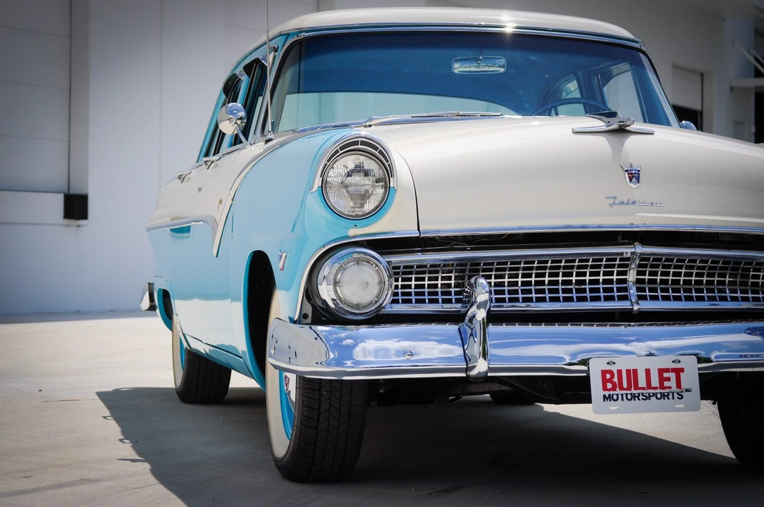 1955 Ford Fairlane 1st Gen - Image 20 of 31