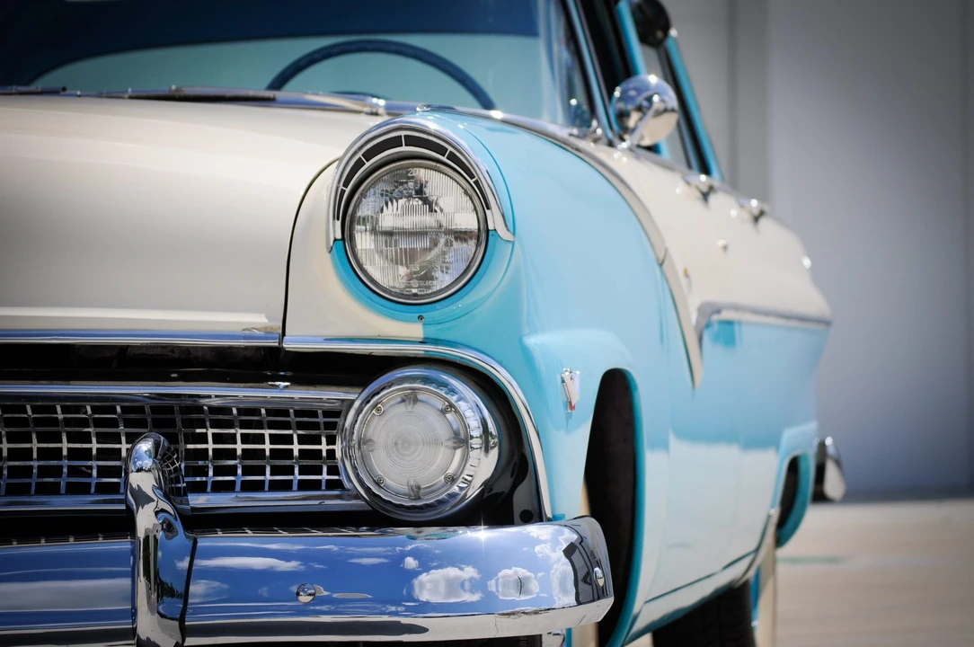 1955 Ford Fairlane 1st Gen - Image 22 of 31