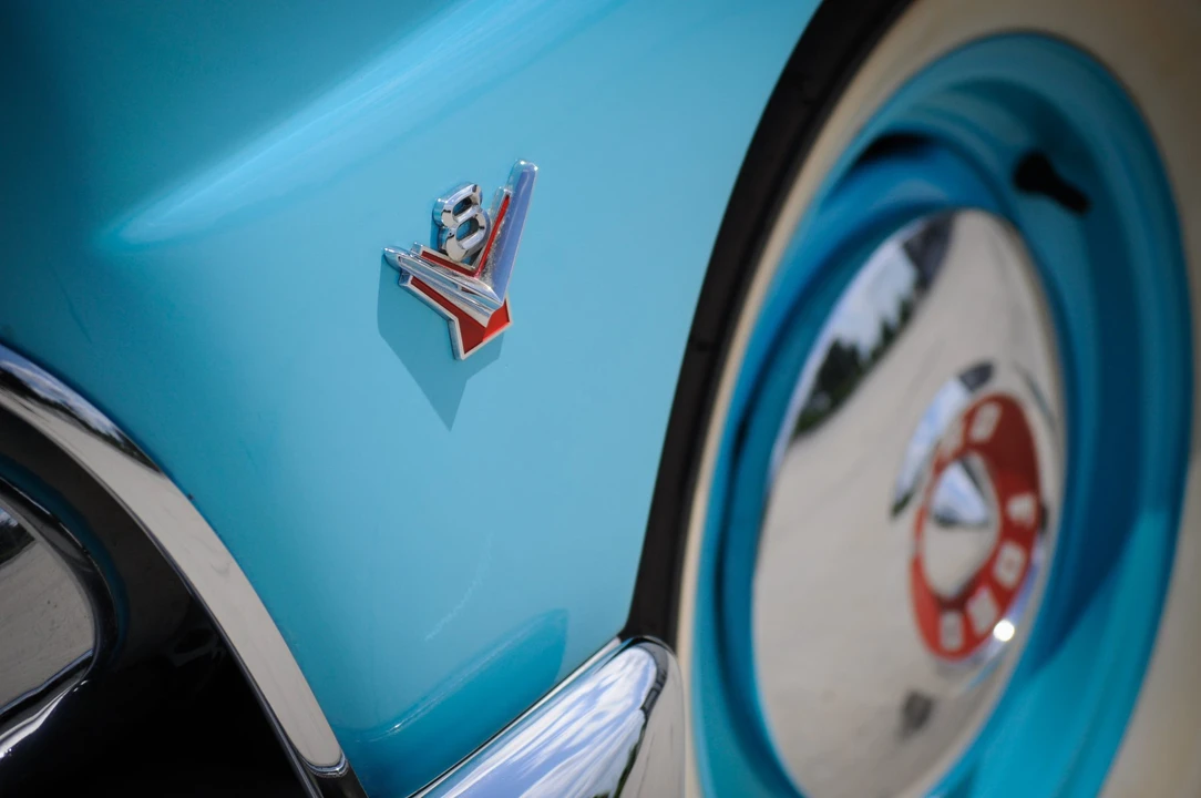 1955 Ford Fairlane 1st Gen - Image 25 of 31