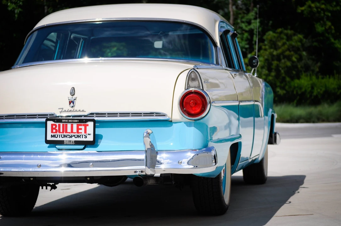 1955 Ford Fairlane 1st Gen - Image 17 of 31