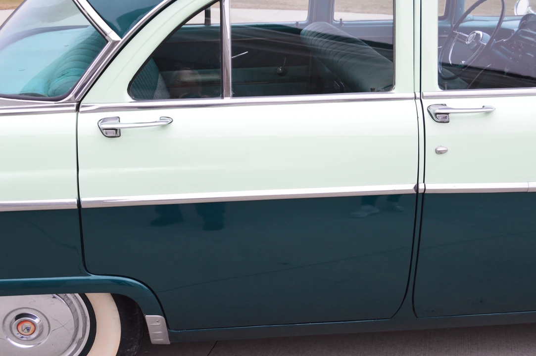 1955 Ford Fairlane 1st Gen - Image 16 of 31