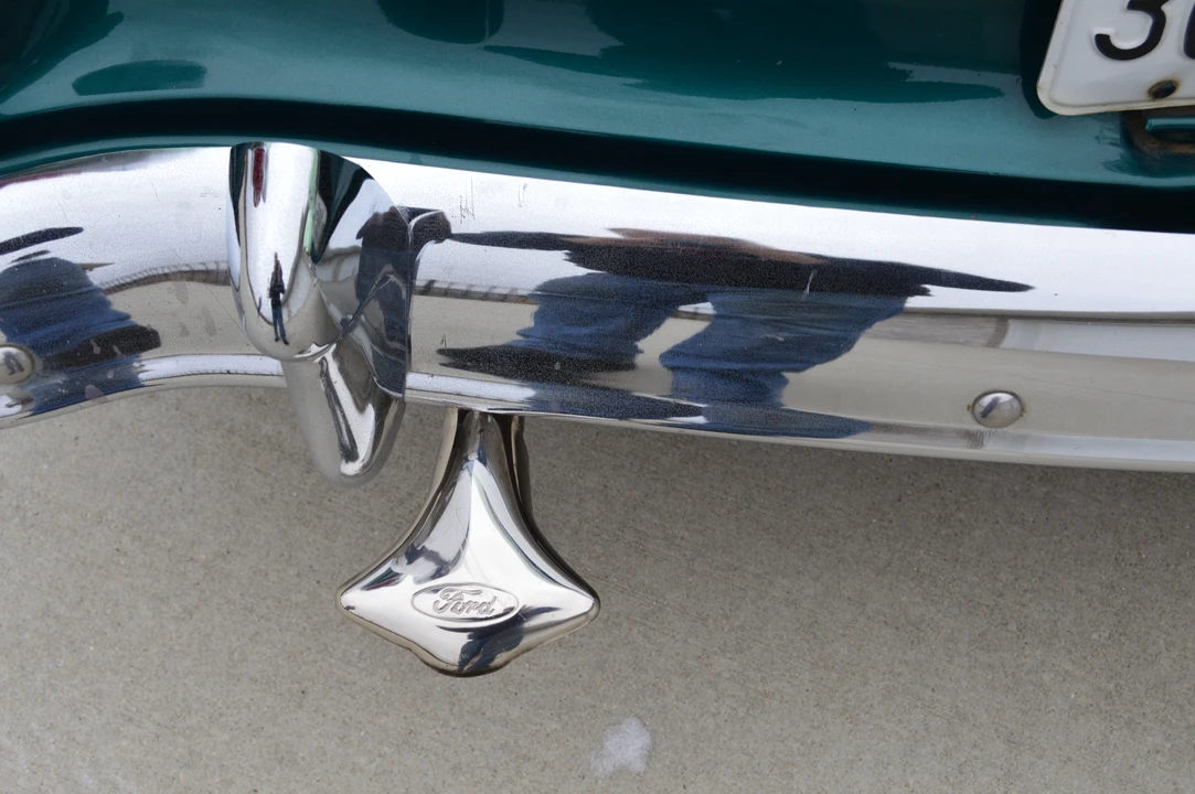 1955 Ford Fairlane 1st Gen - Image 18 of 31
