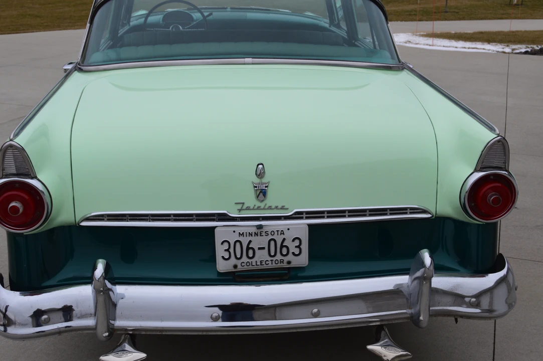 1955 Ford Fairlane 1st Gen - Image 19 of 31