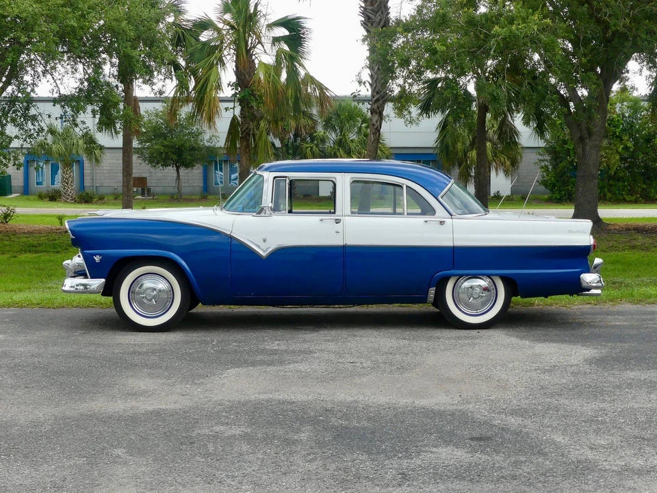 1955 Ford Fairlane 2nd Gen - Image 9 of 21