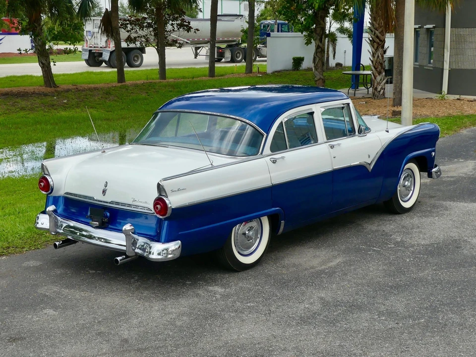 1955 Ford Fairlane 2nd Gen - Image 19 of 21