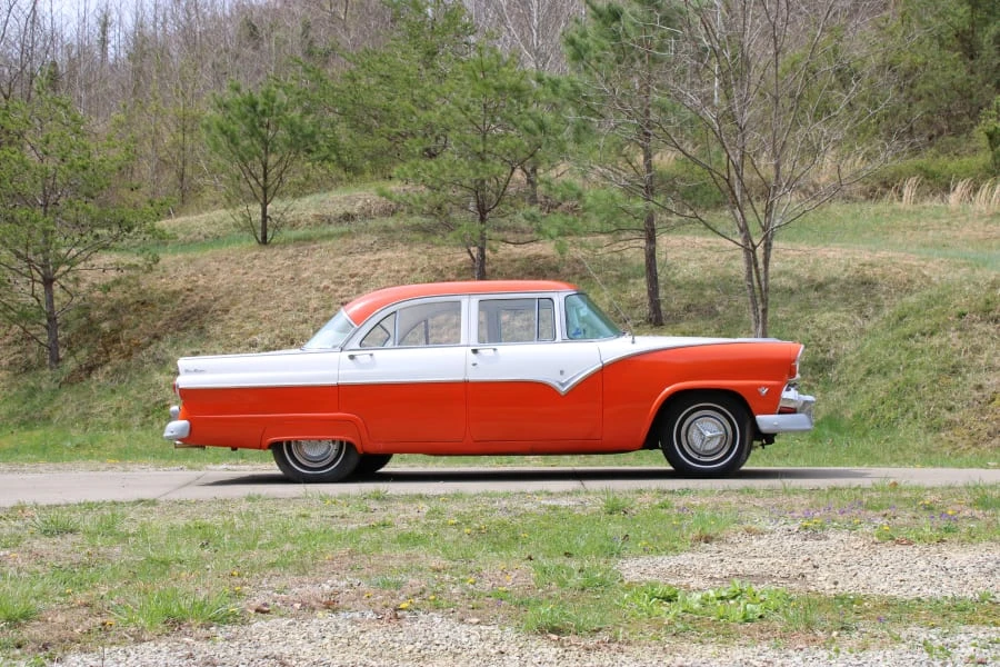 1955 Ford Fairlane 1st Gen - Image 12 of 13