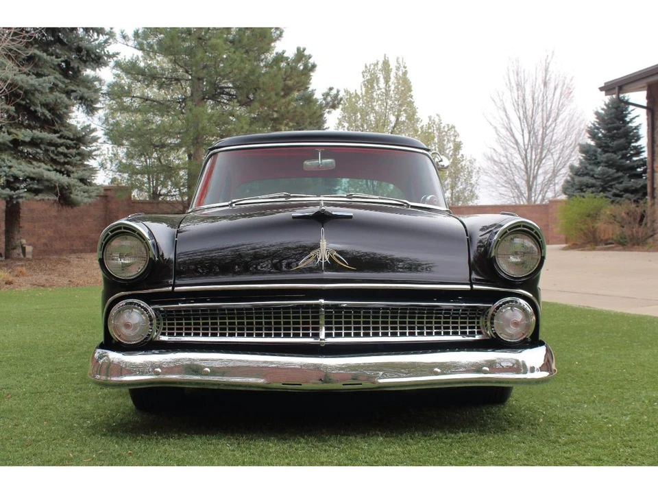 1955 Ford Fairlane 1st Gen - Image 12 of 31