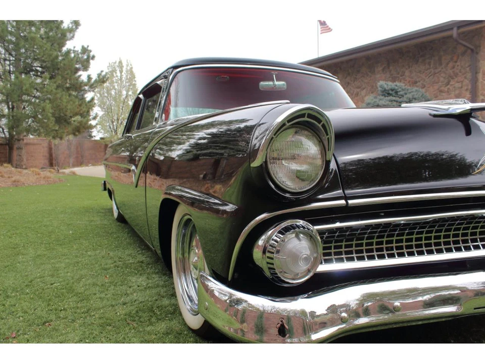 1955 Ford Fairlane 1st Gen - Image 19 of 31