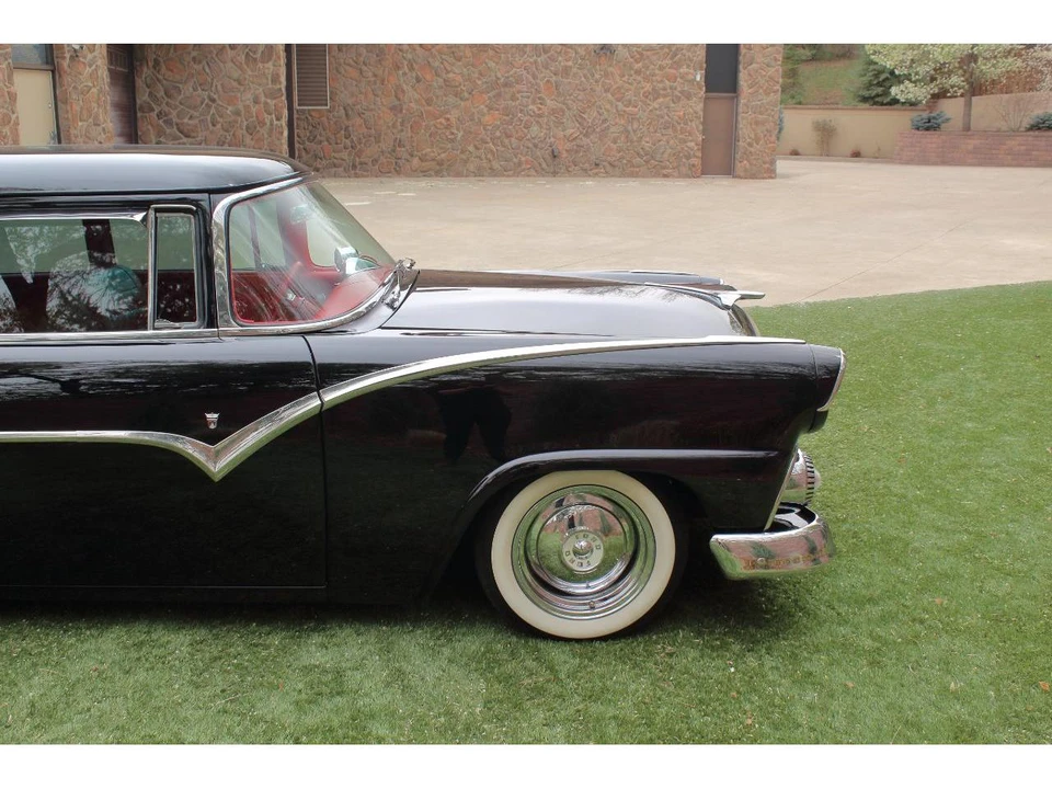 1955 Ford Fairlane 1st Gen - Image 20 of 31