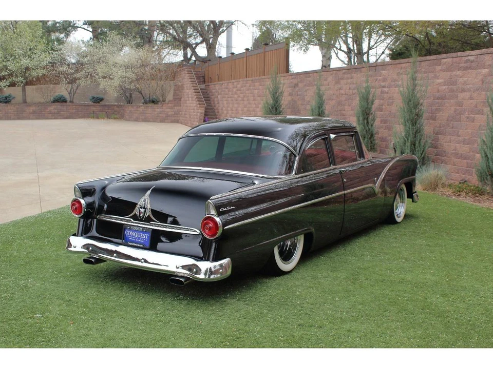 1955 Ford Fairlane 1st Gen - Image 5 of 31