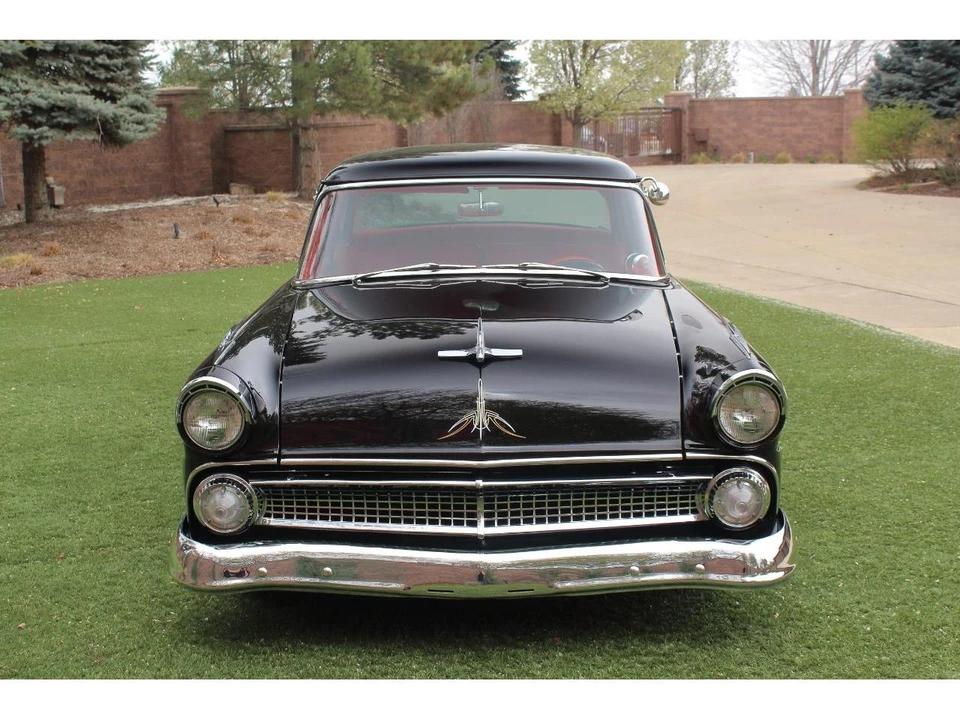 1955 Ford Fairlane 1st Gen - Image 2 of 31