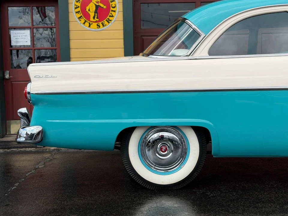 1955 Ford Fairlane 1st Gen - Image 20 of 21