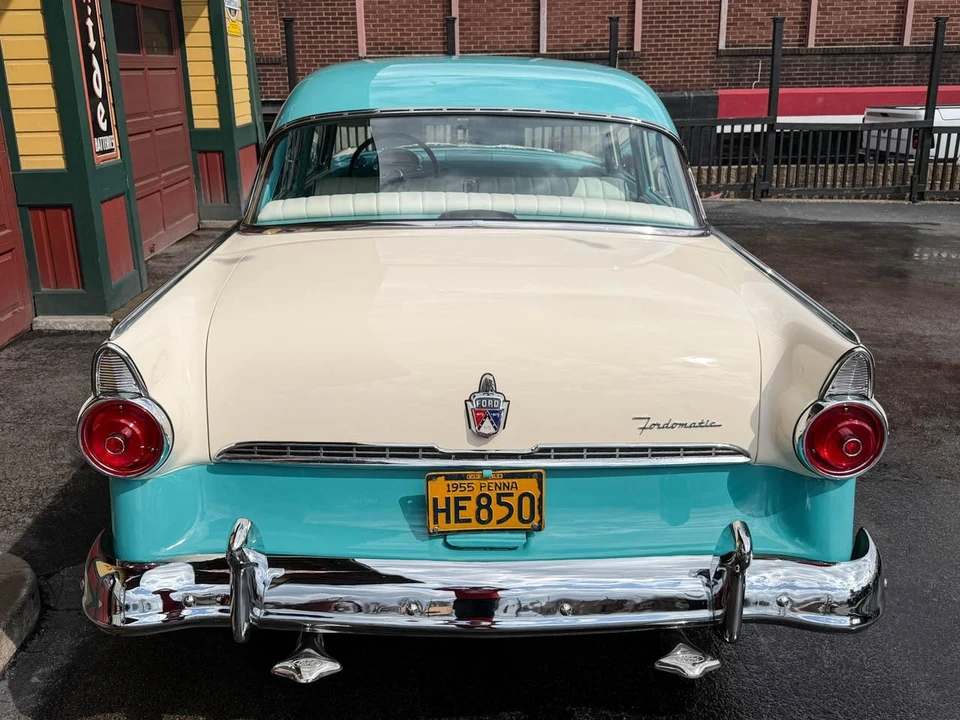1955 Ford Fairlane 1st Gen - Image 11 of 21