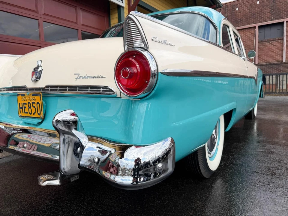 1955 Ford Fairlane 1st Gen - Image 16 of 21