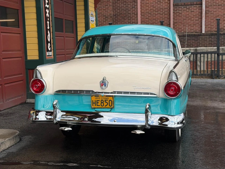 1955 Ford Fairlane 1st Gen - Image 8 of 21