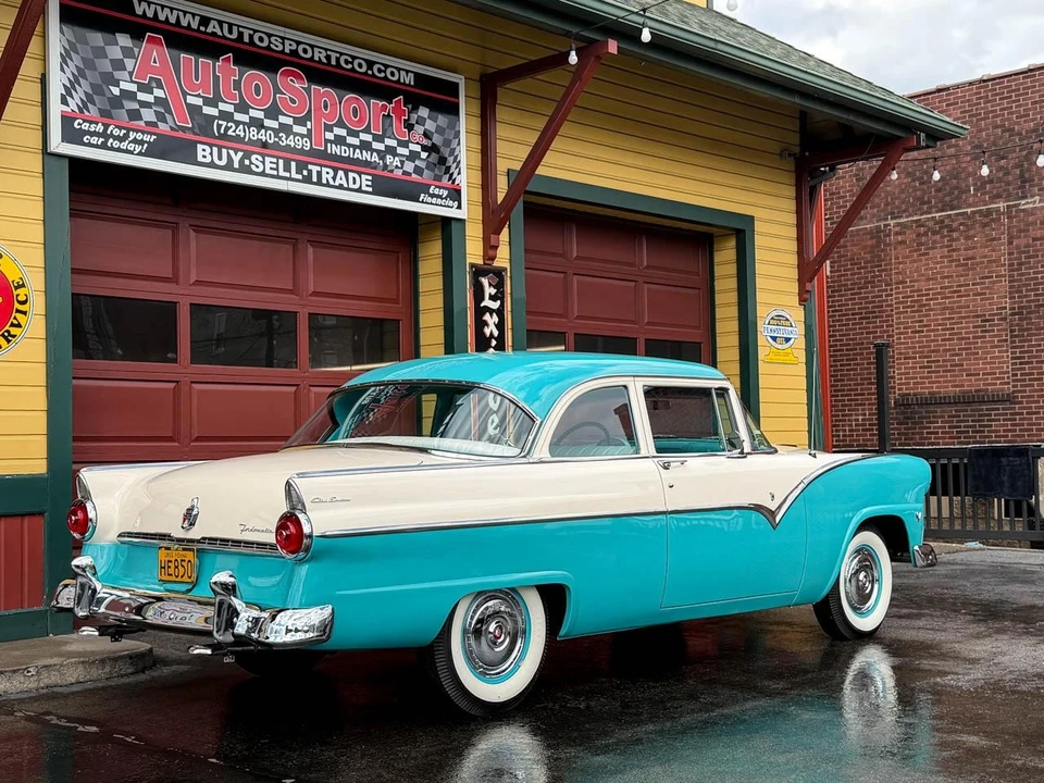 1955 Ford Fairlane 1st Gen - Image 6 of 21