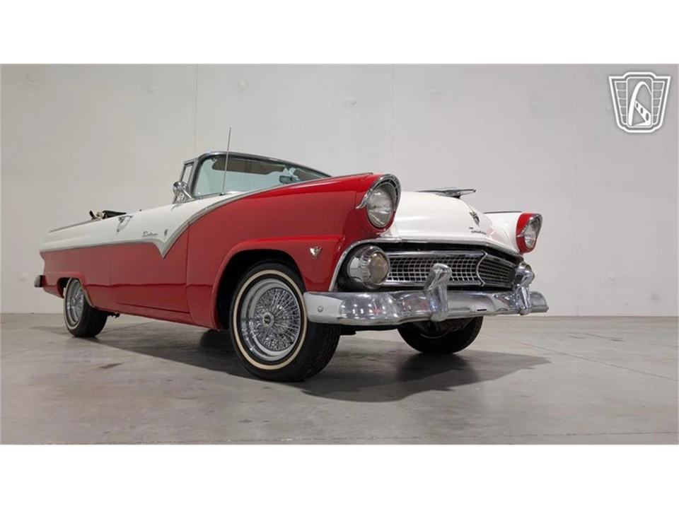 1955 Ford Fairlane 1st Gen - Image 21 of 31