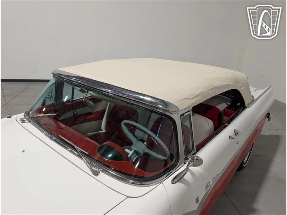 1955 Ford Fairlane 1st Gen - Image 26 of 31