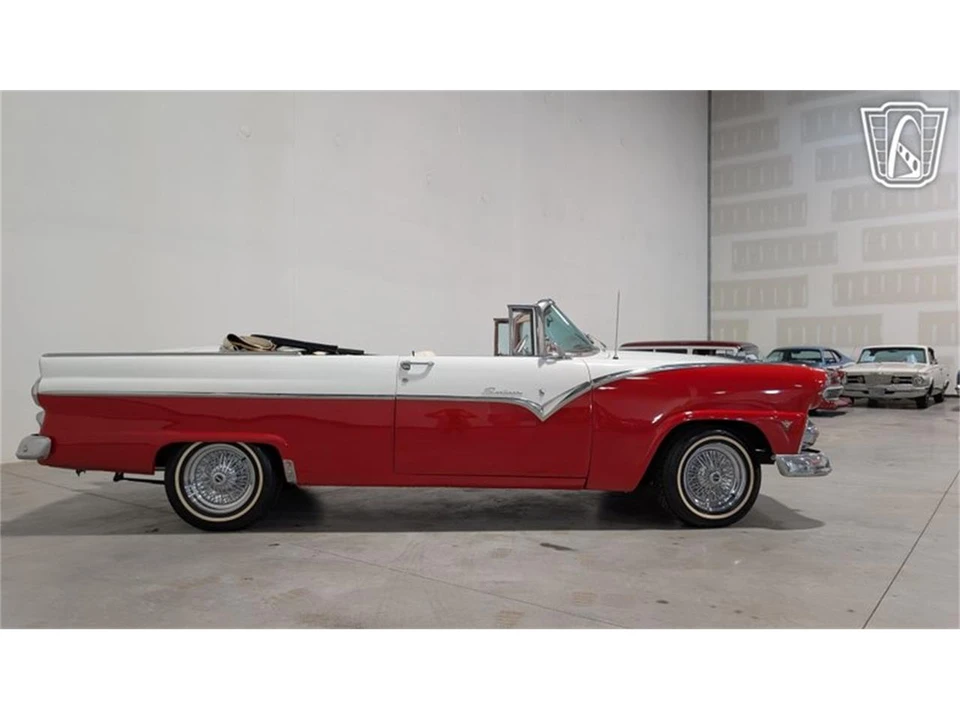 1955 Ford Fairlane 1st Gen - Image 17 of 31