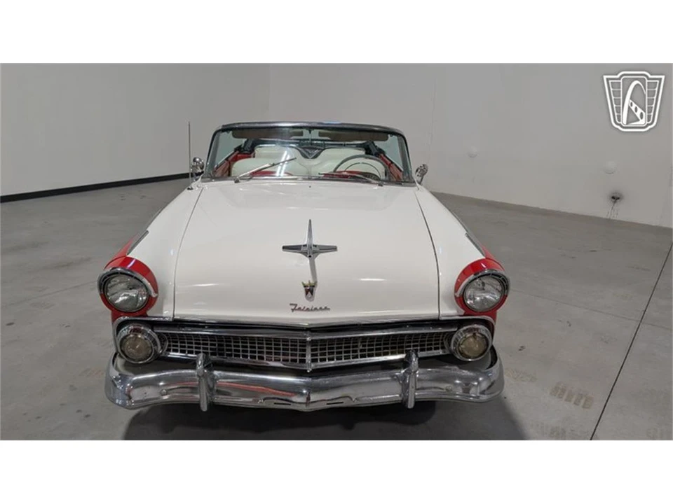1955 Ford Fairlane 1st Gen - Image 22 of 31