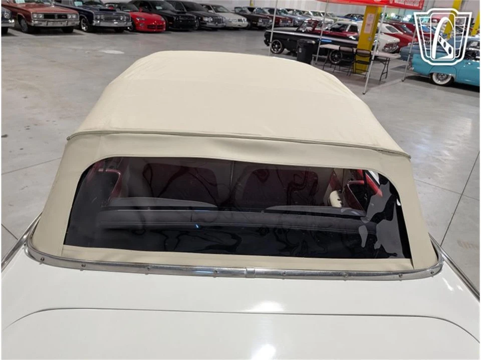 1955 Ford Fairlane 1st Gen - Image 27 of 31