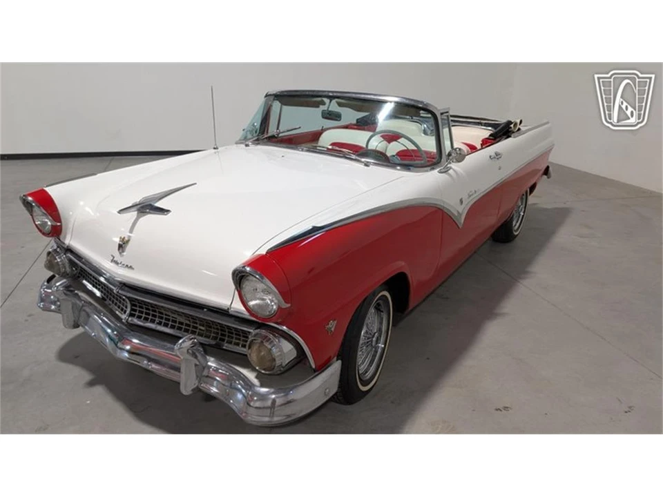 1955 Ford Fairlane 1st Gen - Image 2 of 31