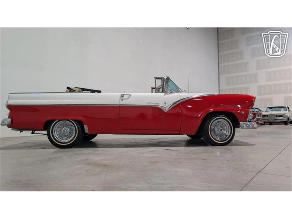 1955 Ford Fairlane 1st Gen - Image 18 of 31