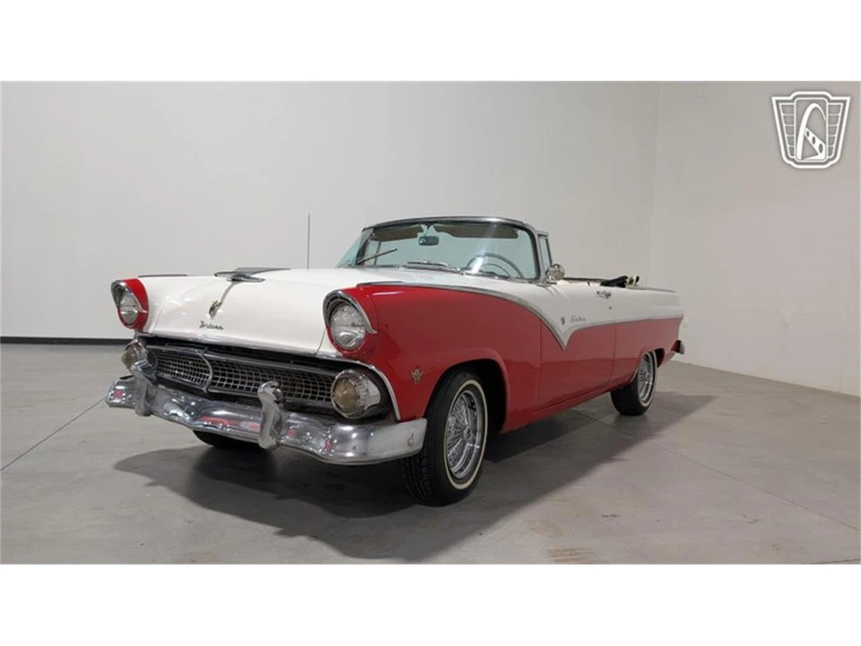 1955 Ford Fairlane 1st Gen - Image 3 of 31