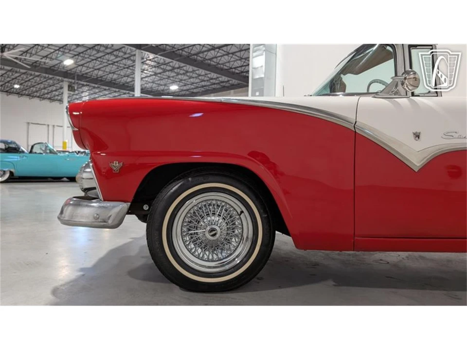 1955 Ford Fairlane 1st Gen - Image 29 of 31
