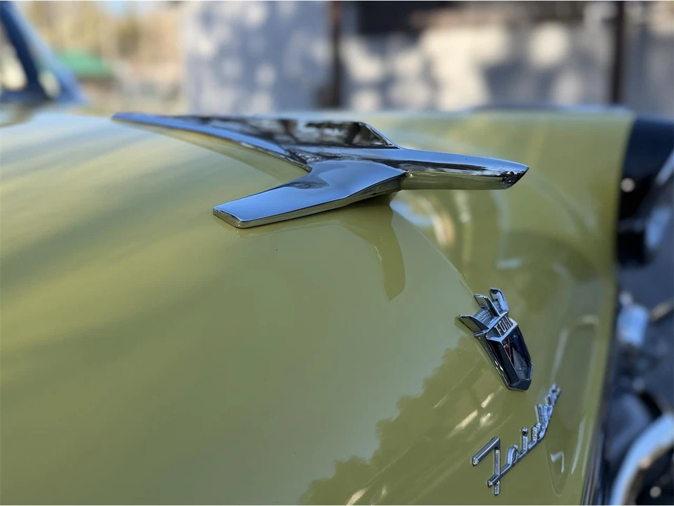 1955 Ford Fairlane 1st Gen - Image 15 of 31