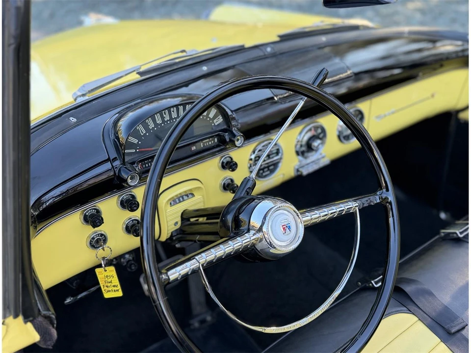 1955 Ford Fairlane 1st Gen - Image 28 of 31