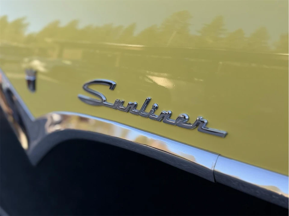 1955 Ford Fairlane 1st Gen - Image 11 of 31
