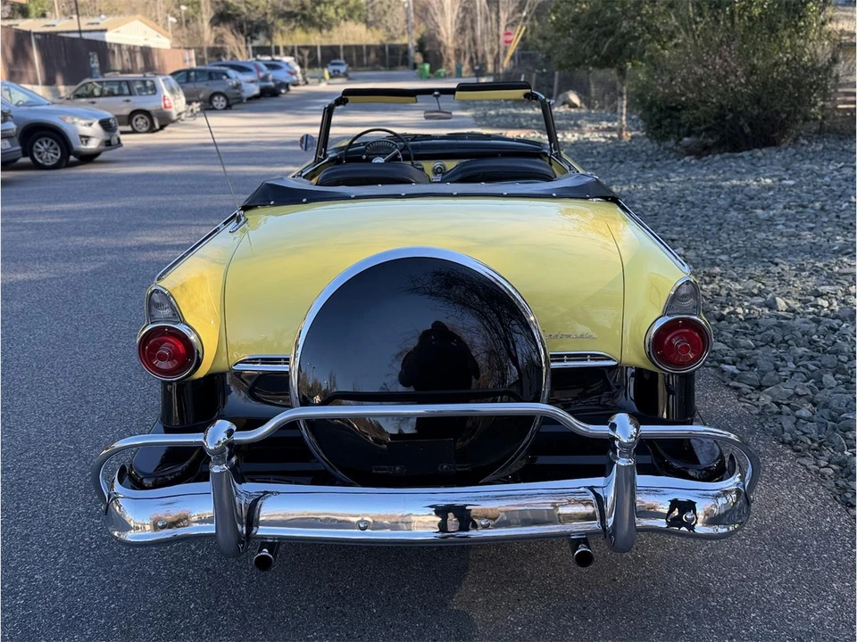 1955 Ford Fairlane 1st Gen - Image 4 of 31