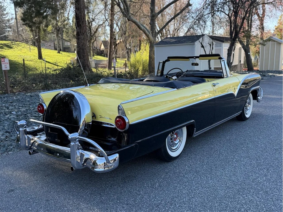 1955 Ford Fairlane 1st Gen - Image 5 of 31