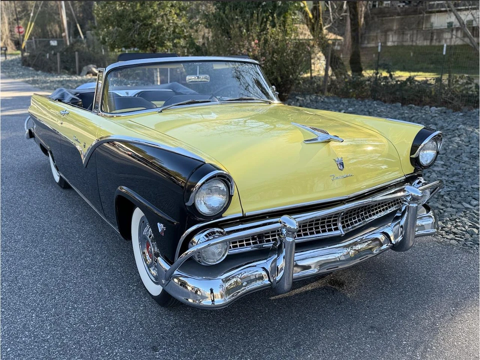 1955 Ford Fairlane 1st Gen - Image 8 of 31