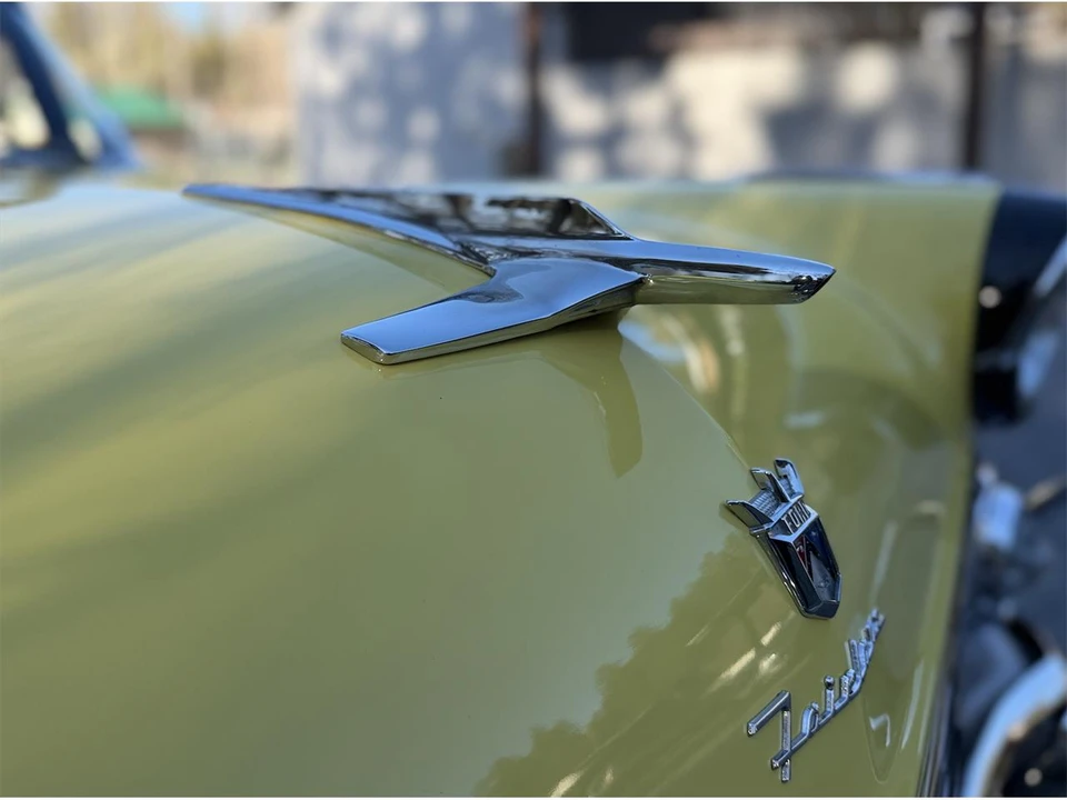 1955 Ford Fairlane 1st Gen - Image 15 of 31