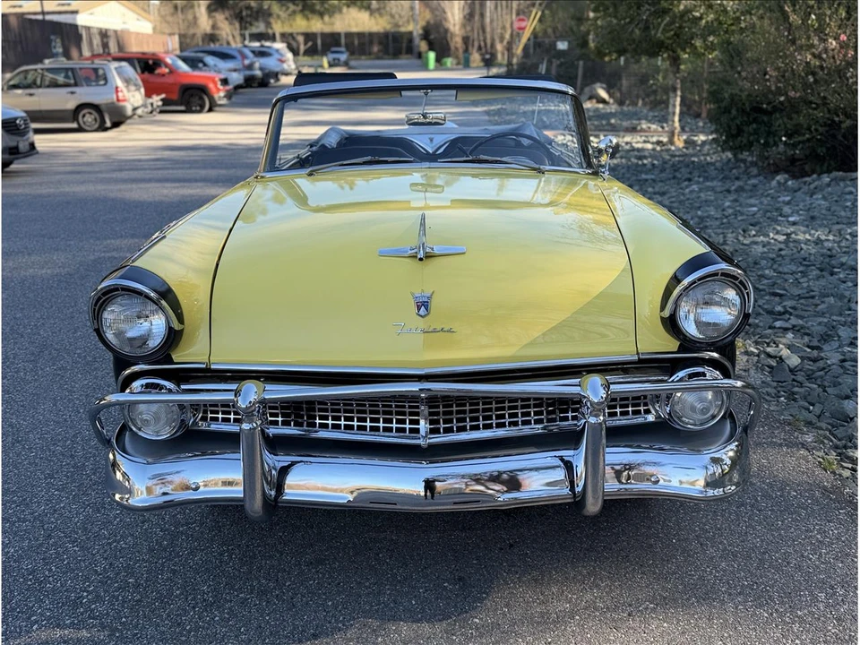1955 Ford Fairlane 1st Gen - Image 9 of 31