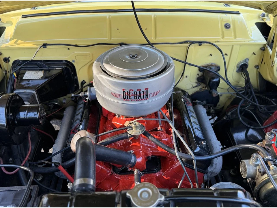 1955 Ford Fairlane 1st Gen - Image 19 of 31