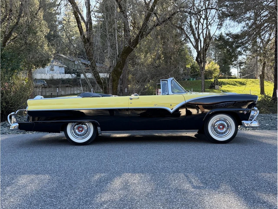 1955 Ford Fairlane 1st Gen - Image 6 of 31