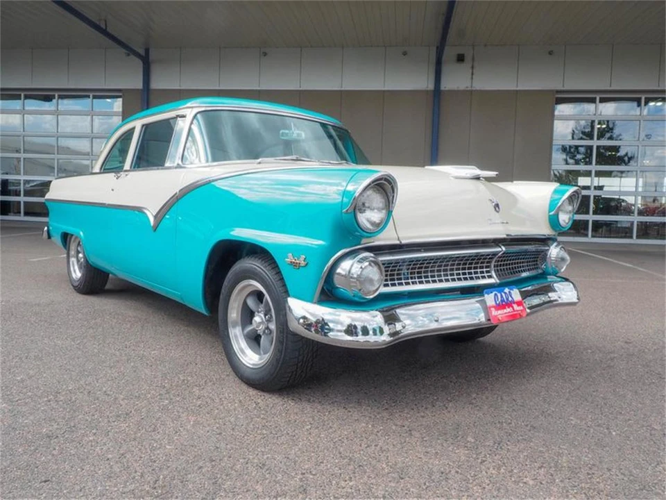 1955 Ford Fairlane 1st Gen - Image 18 of 31