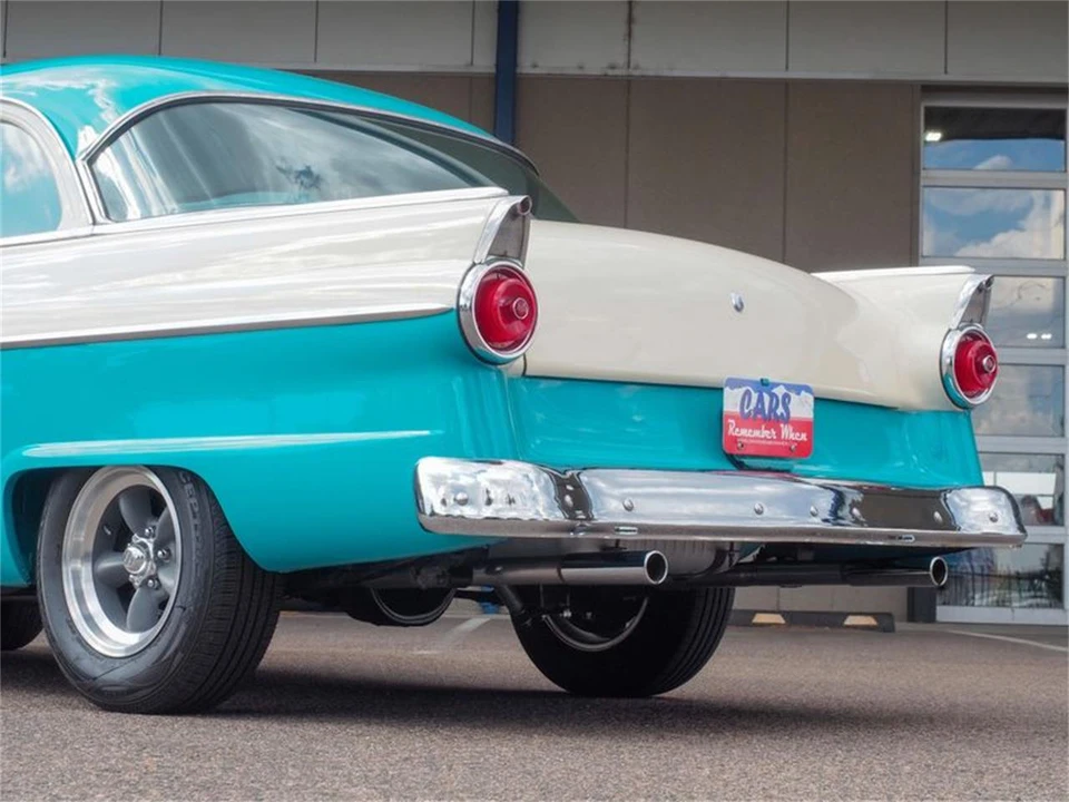1955 Ford Fairlane 1st Gen - Image 4 of 31